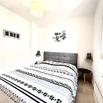 2 A Avec Piscine Lama