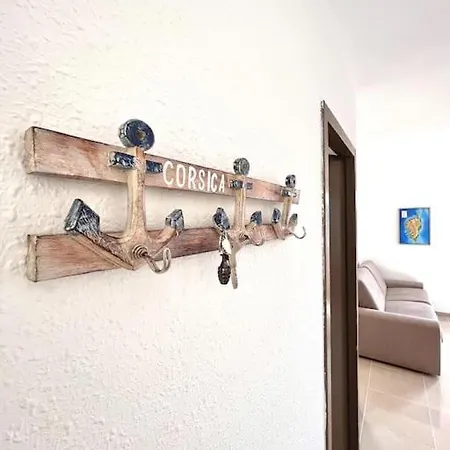2 A Avec Piscine Apartment