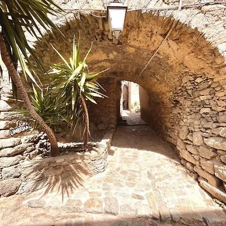 2 A Avec Piscine Апартаменты