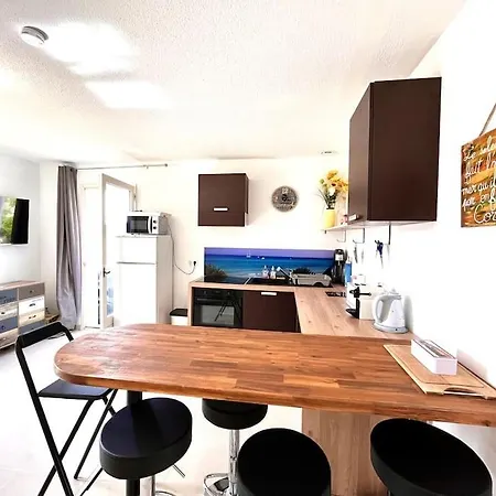 Апартаменты 2 A Avec Piscine Lama