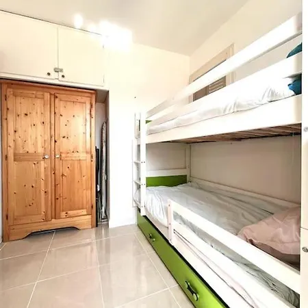 Апартаменты 2 A Avec Piscine *