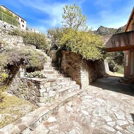2 A Avec Piscine Apartment