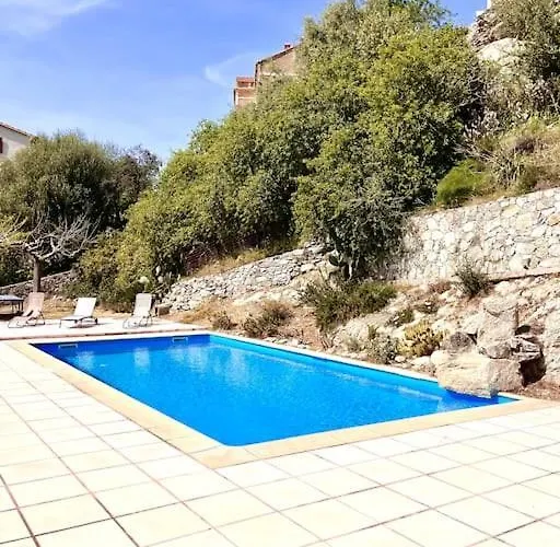 2 A Avec Piscine * Lama